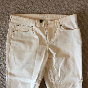 White Cordorouy pants